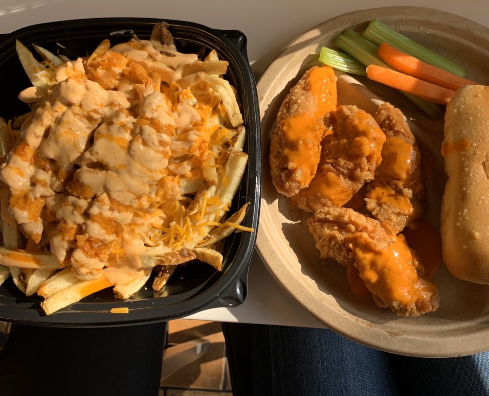Epic Wings 2315 Otay Lakes Rd, Chula Vista