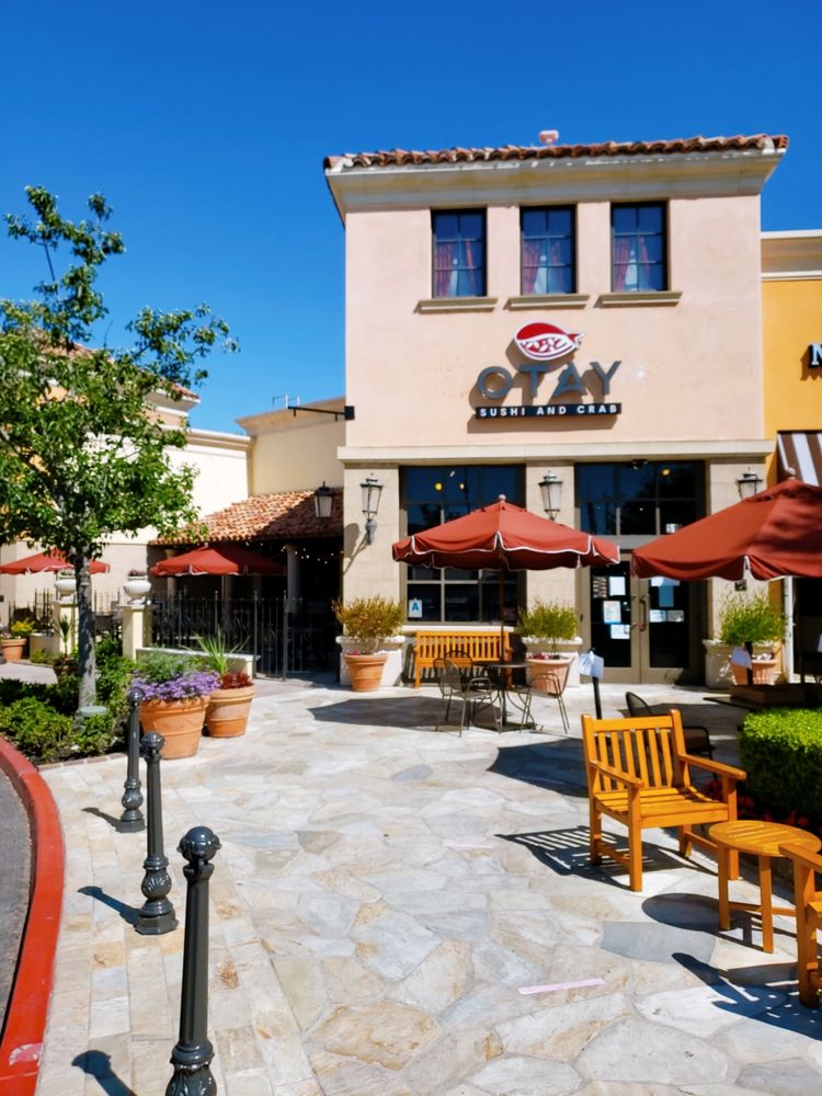Otay Sushi & Crab 872 Eastlake Pkwy #510, Chula Vista