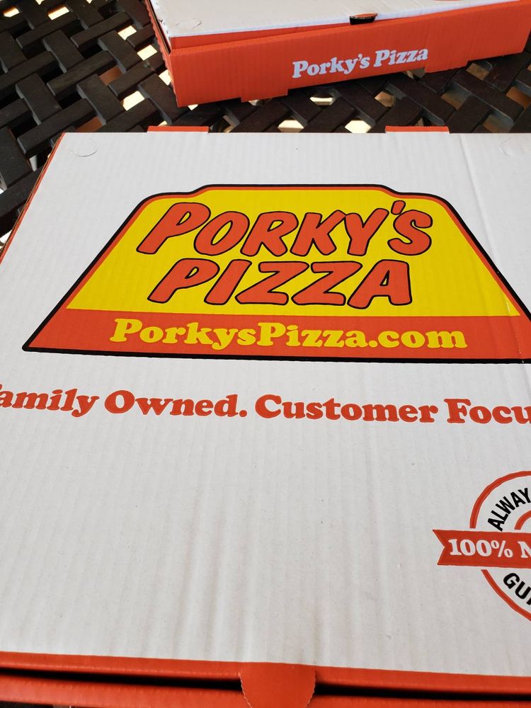 Porky's Pizza 2210 Griffin Way #106, Corona