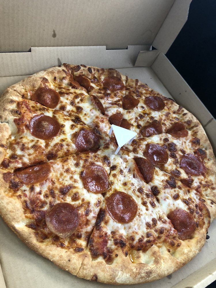 Circle City Pizza 675 E Grand Blvd, Corona