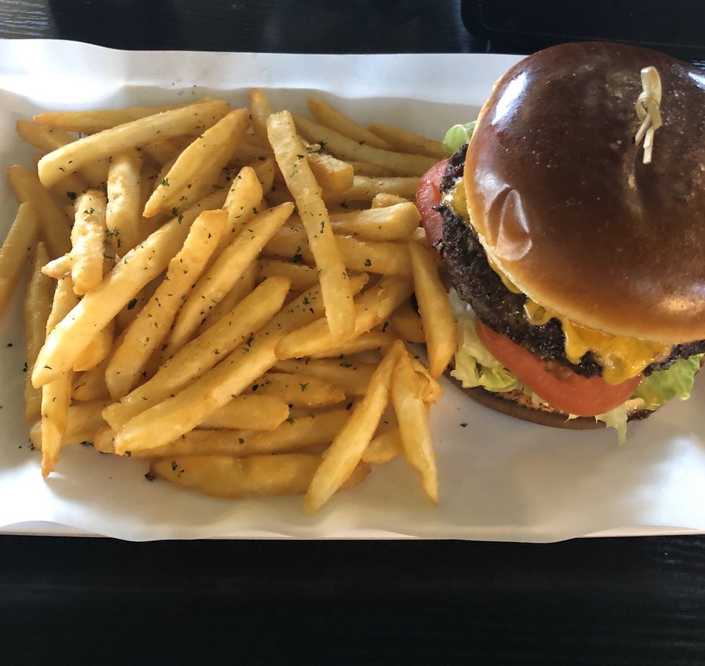 Jerseys Restaurant corona 1197 Magnolia Ave, Corona