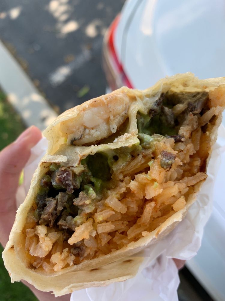 Alberto's Mexican Food 1141 W 6th St, Corona