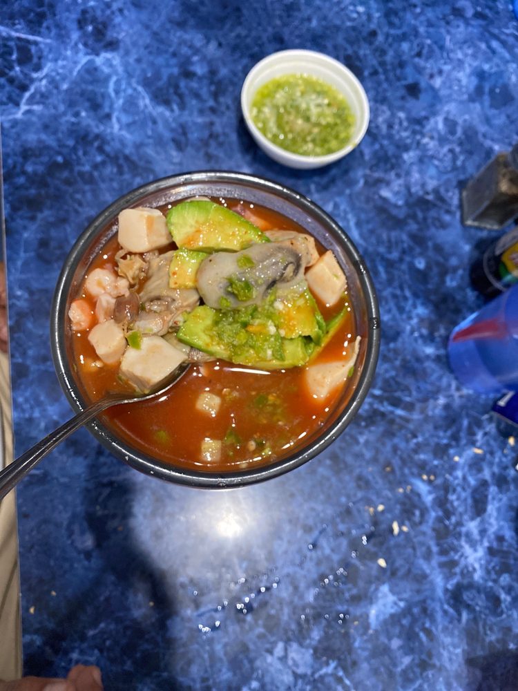 Mariscos Las Islas Marias corona 1438 W 6th St, Corona