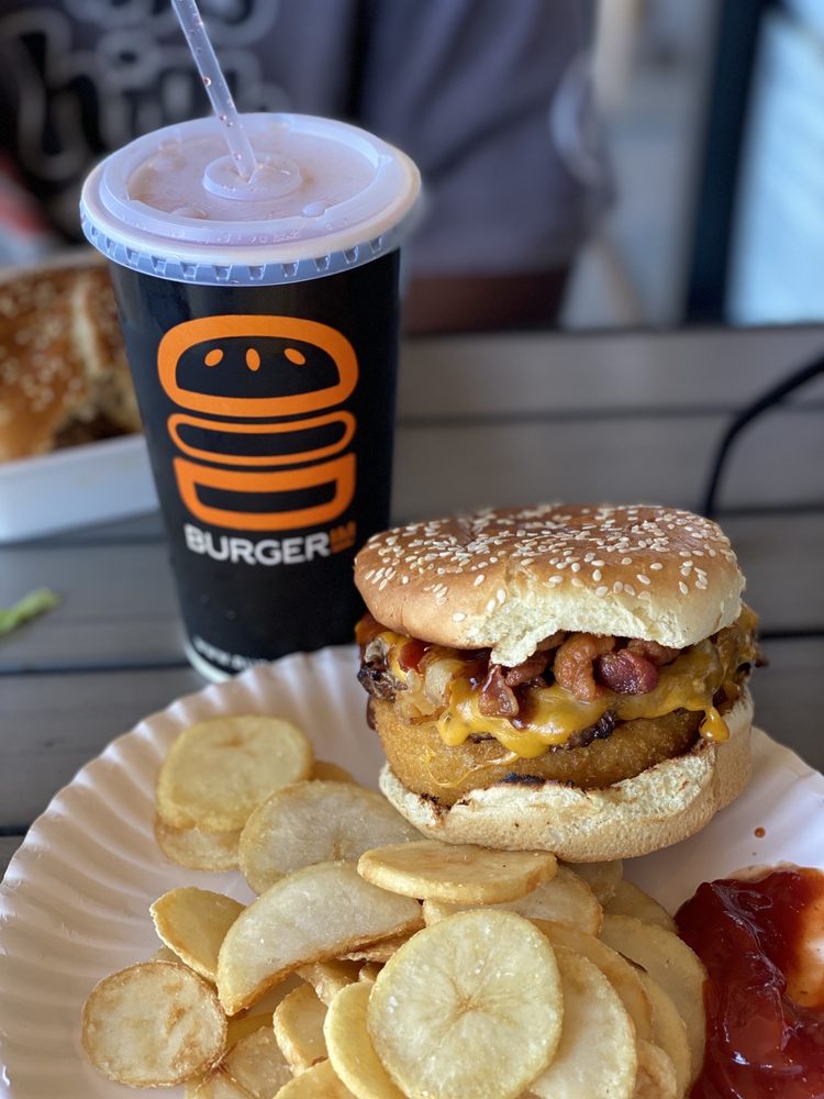 BurgerIM South Corona 1240 E Ontario Ave STE 107, Corona