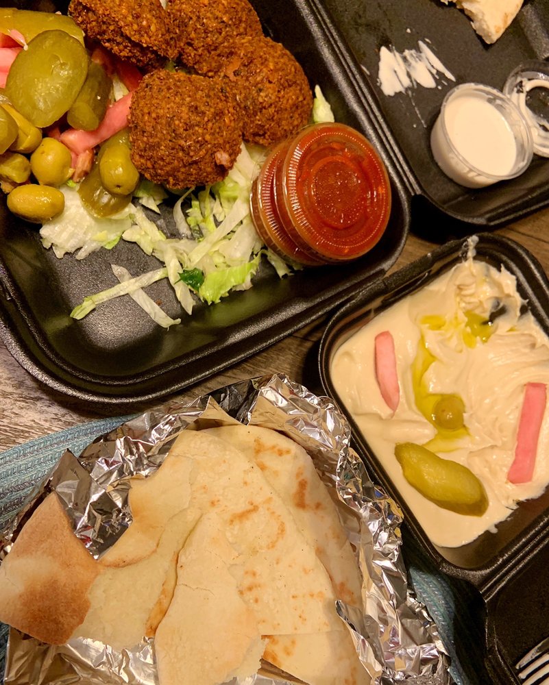 D'Vine a Mediterranean Express 420 N Main St, Corona