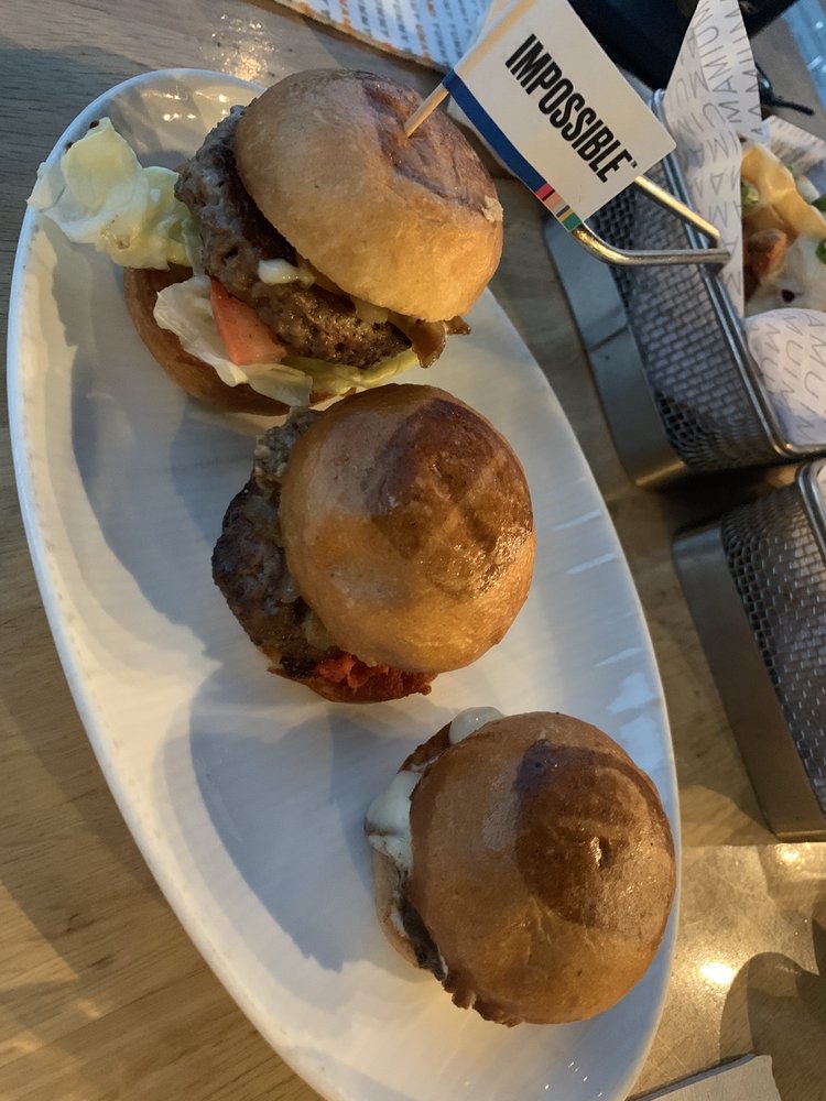 Umami Burger 2981 Bristol St Suite B-2, Costa Mesa