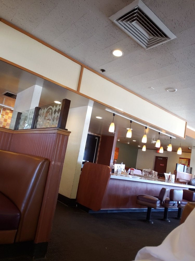Coco's Bakery Restaurant 2750 Harbor Blvd # 1148, Costa Mesa
