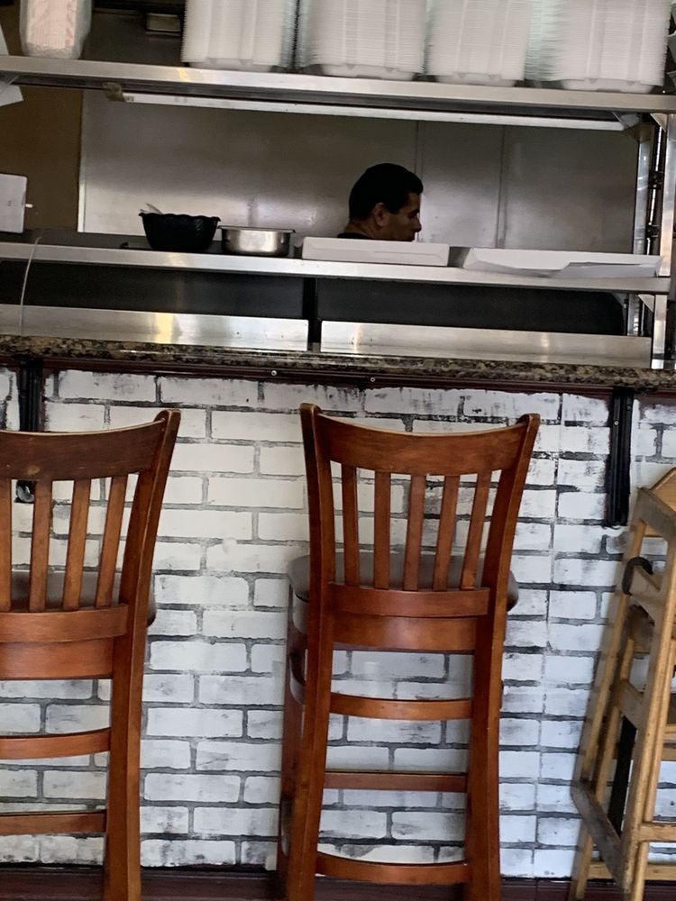 Romans Mexican restaurant 2400 Newport Blvd #A3, Costa Mesa