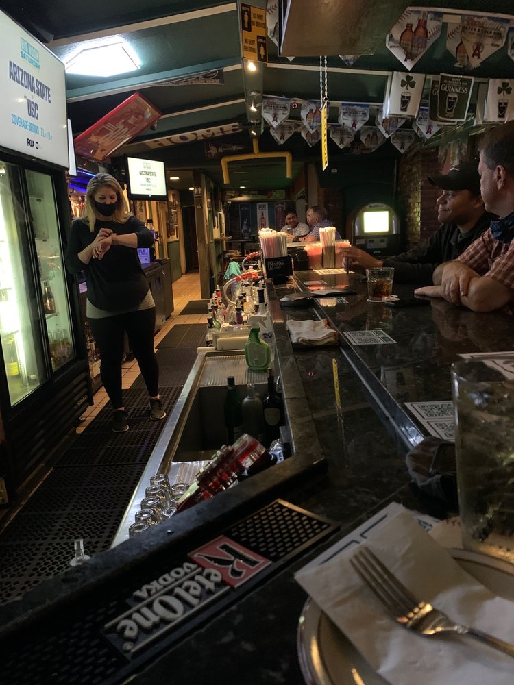 Garf's Sports Lounge 3046 Bristol St, Costa Mesa
