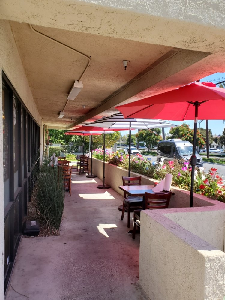 Sushi District 488 E 17th St B105, Costa Mesa