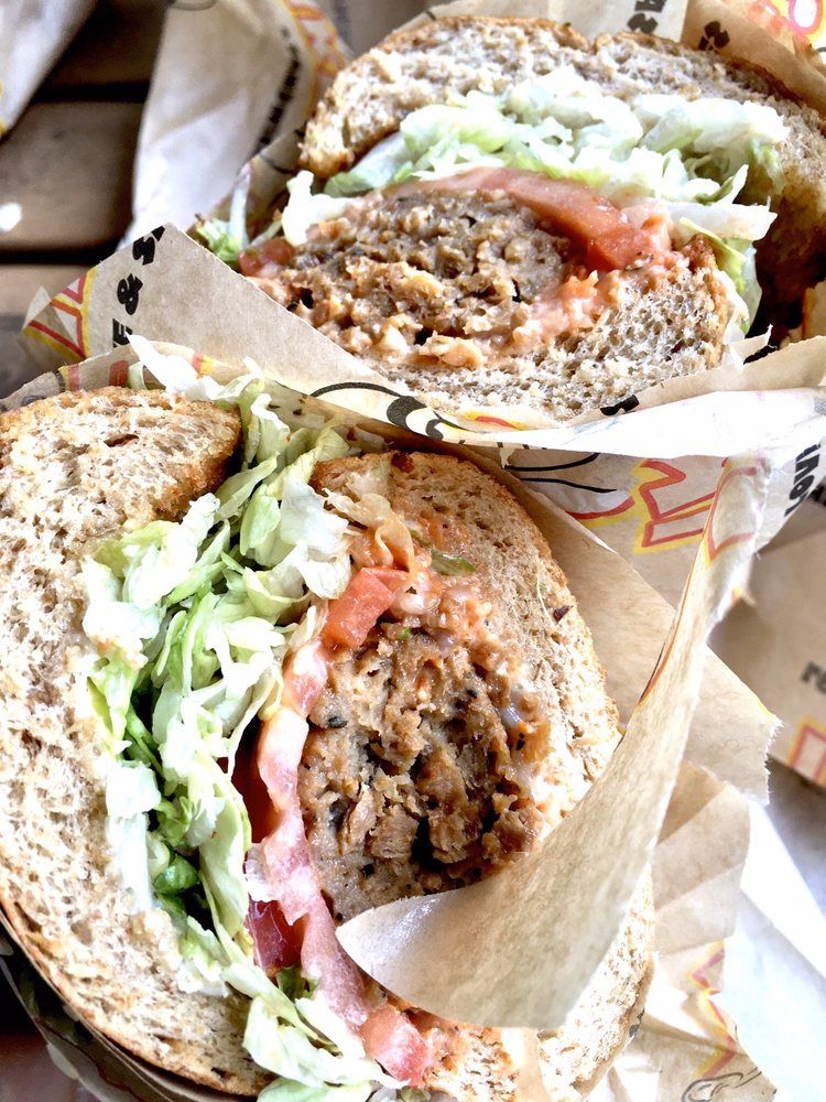 Ike's Sandwiches 212 F St #4515, Davis