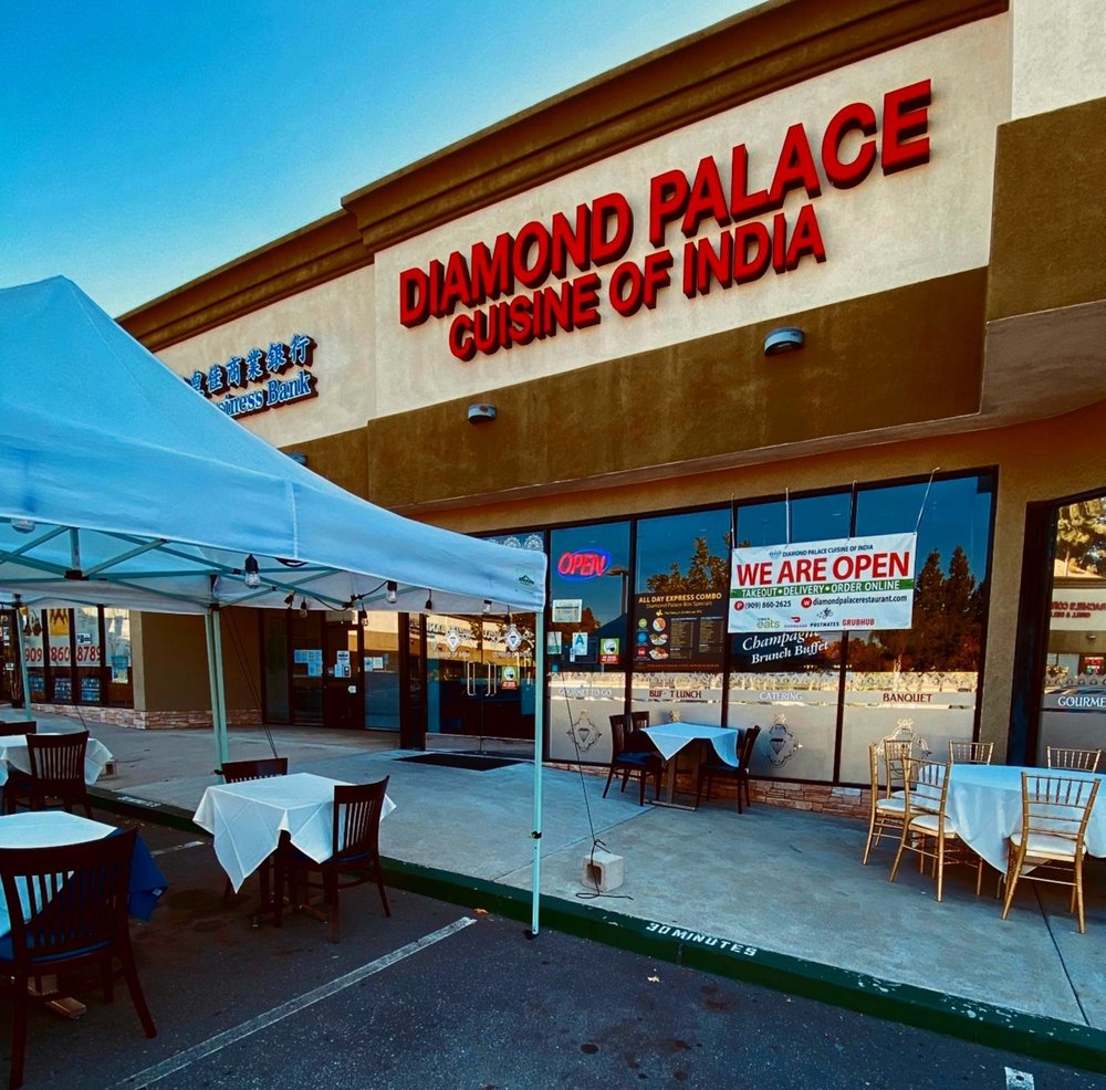 Exterior of a restaurant in Diamond Bar offering takeout and curbside service