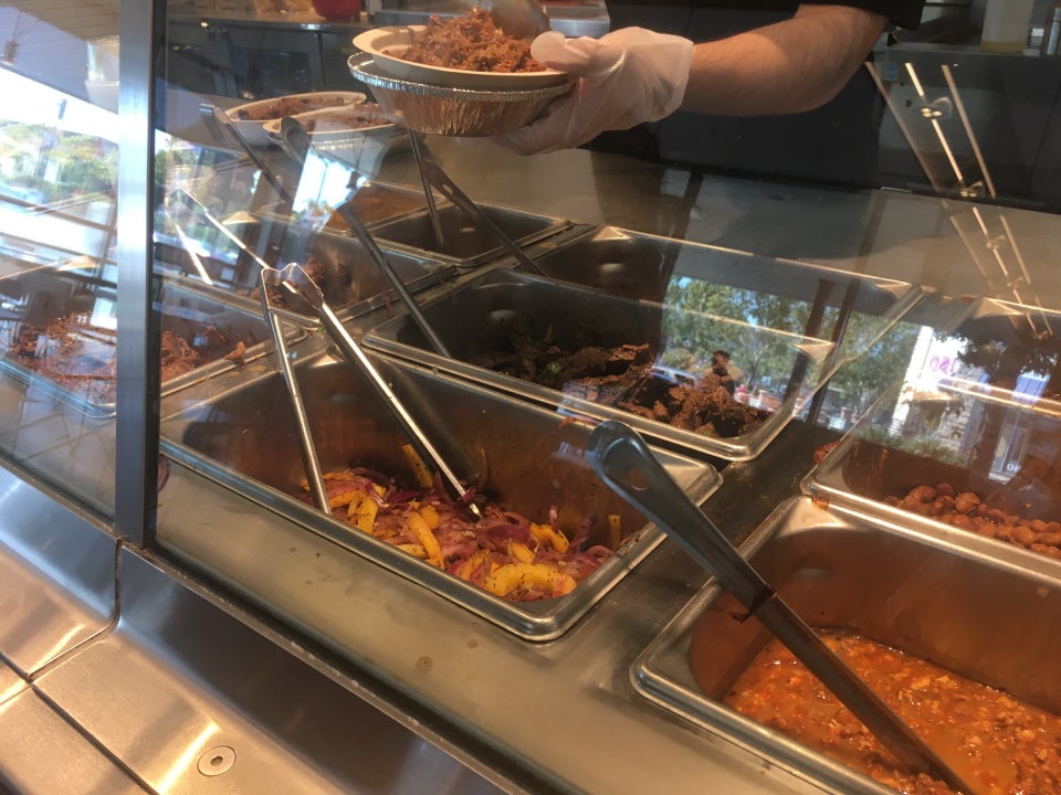 Chipotle Mexican Grill 9901 San Pablo Ave, El Cerrito