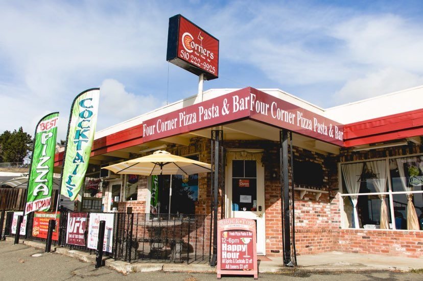 Four Corners Pizza Pasta & Bar 4203 Valley View Rd, El Sobrante