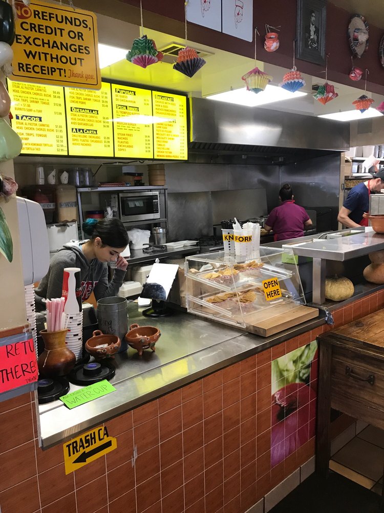 El Trompudo Taco Shop 3850 San Pablo Dam Rd #2822, El Sobrante