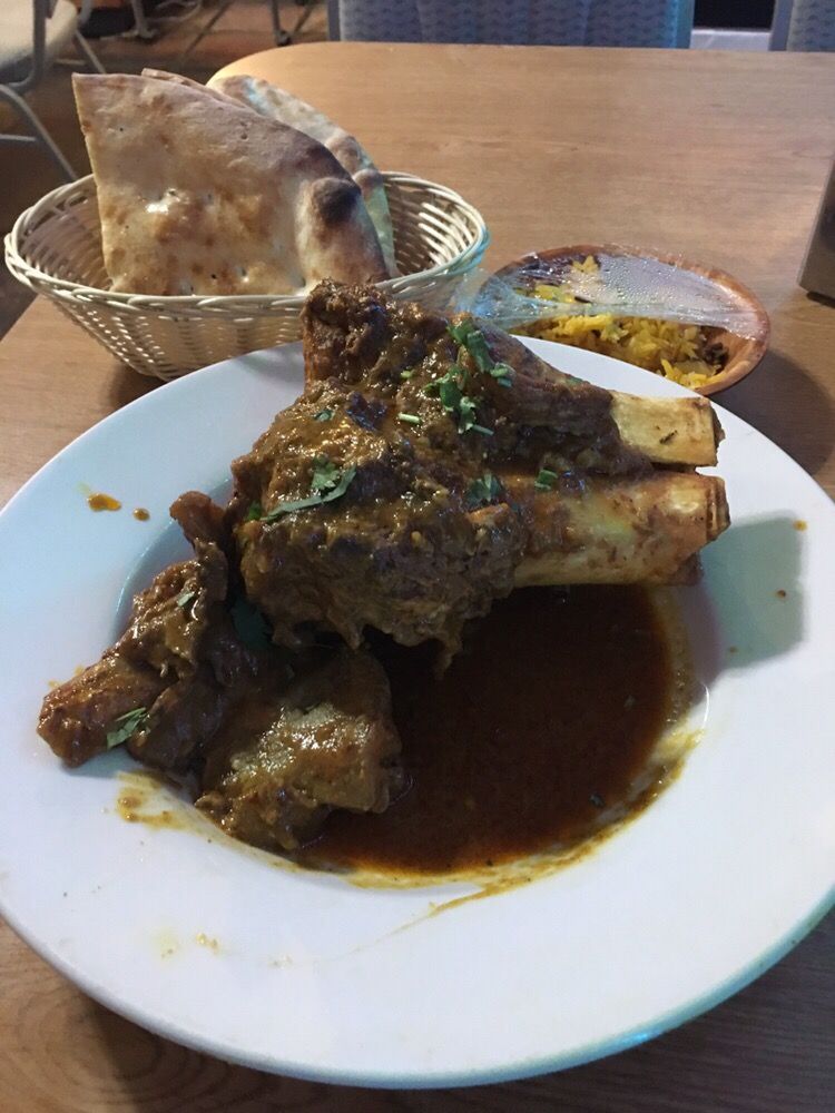 Vegan N' Chicken 5337 Valley View Rd, El Sobrante