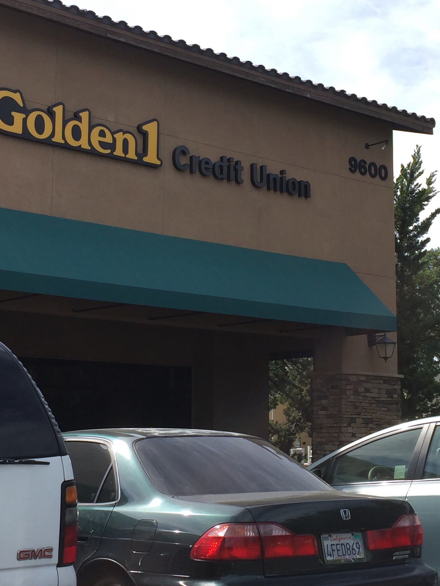 Golden 1 Credit Union - Elk Grove Commons