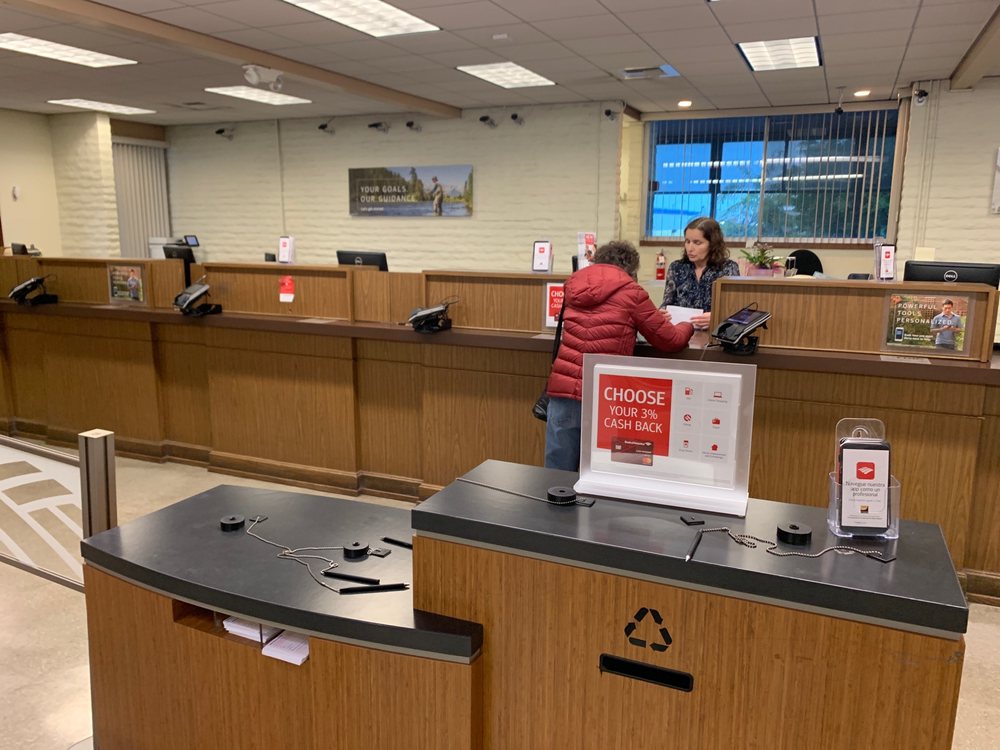 Bank of America 1125 S Main Ave, Fallbrook