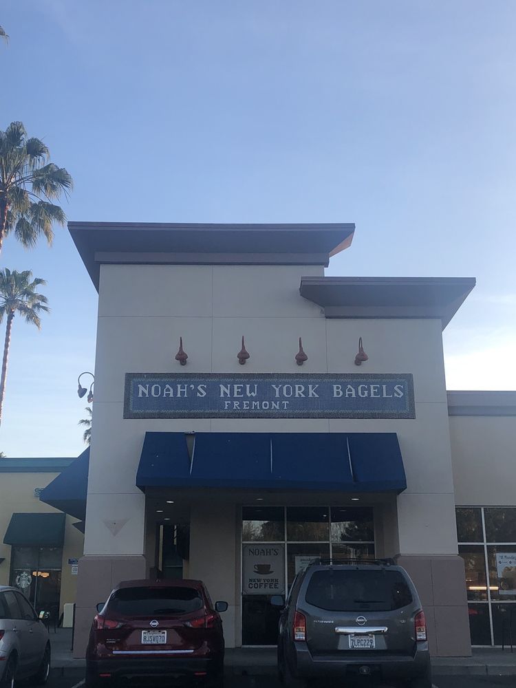 Noah's NY Bagels 3958 Mowry Ave, Fremont