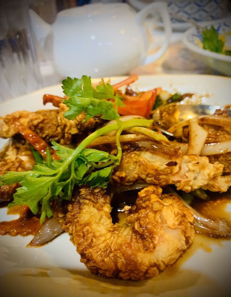 Thai Royal Orchid 6735 N First St # 110, Fresno