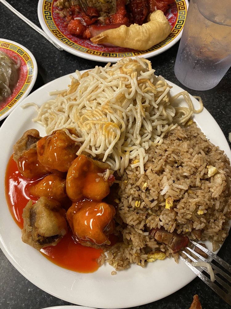 Chan's Chinese Food 3333 N Cedar Ave, Fresno