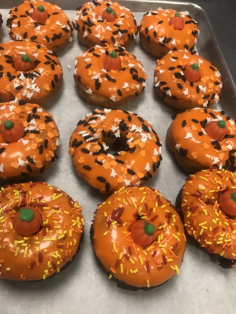 Sky's Donuts 4386 W Shaw Ave, Fresno