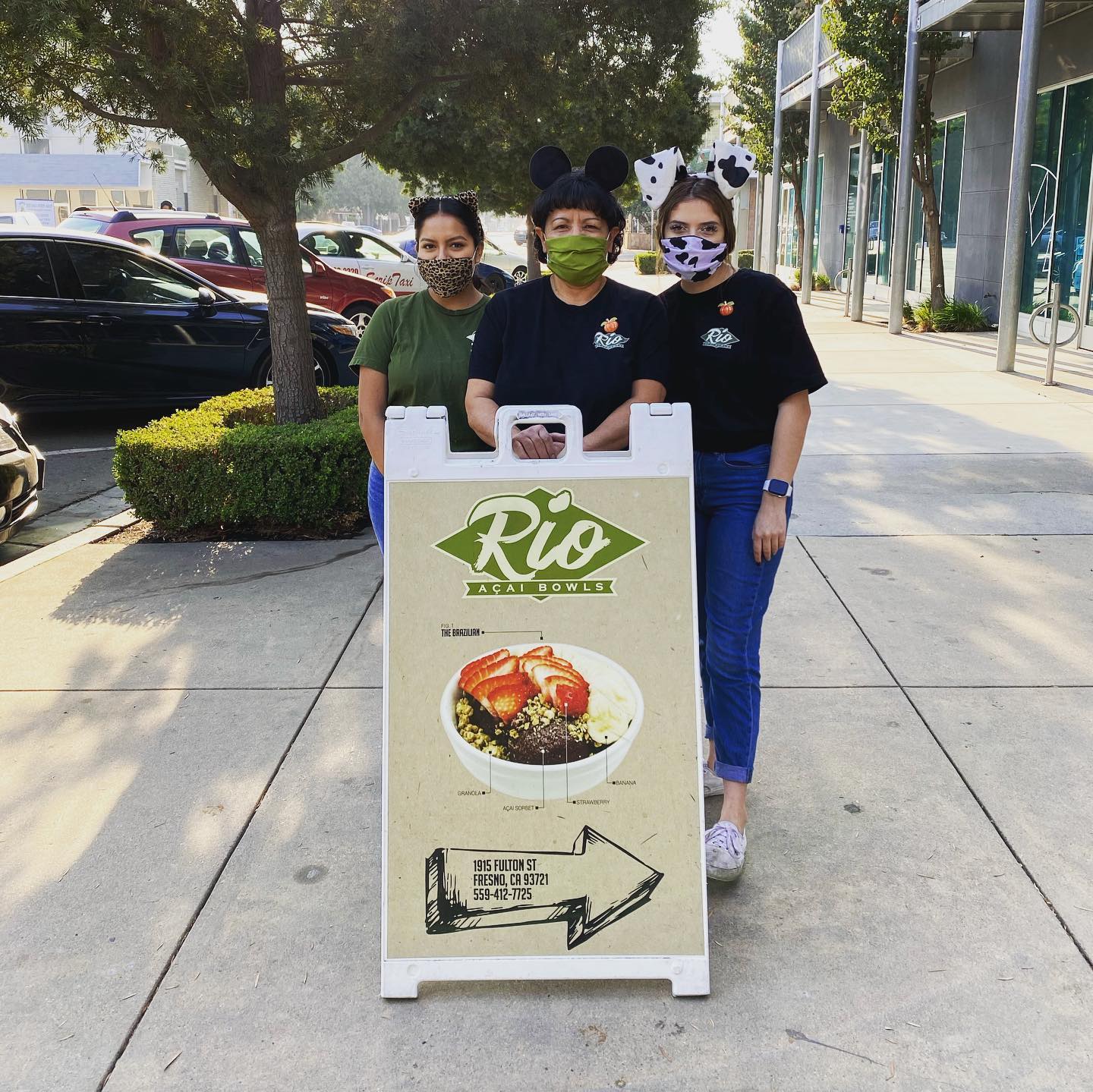 Rio Acai Bowls 1915 Fulton St, Fresno