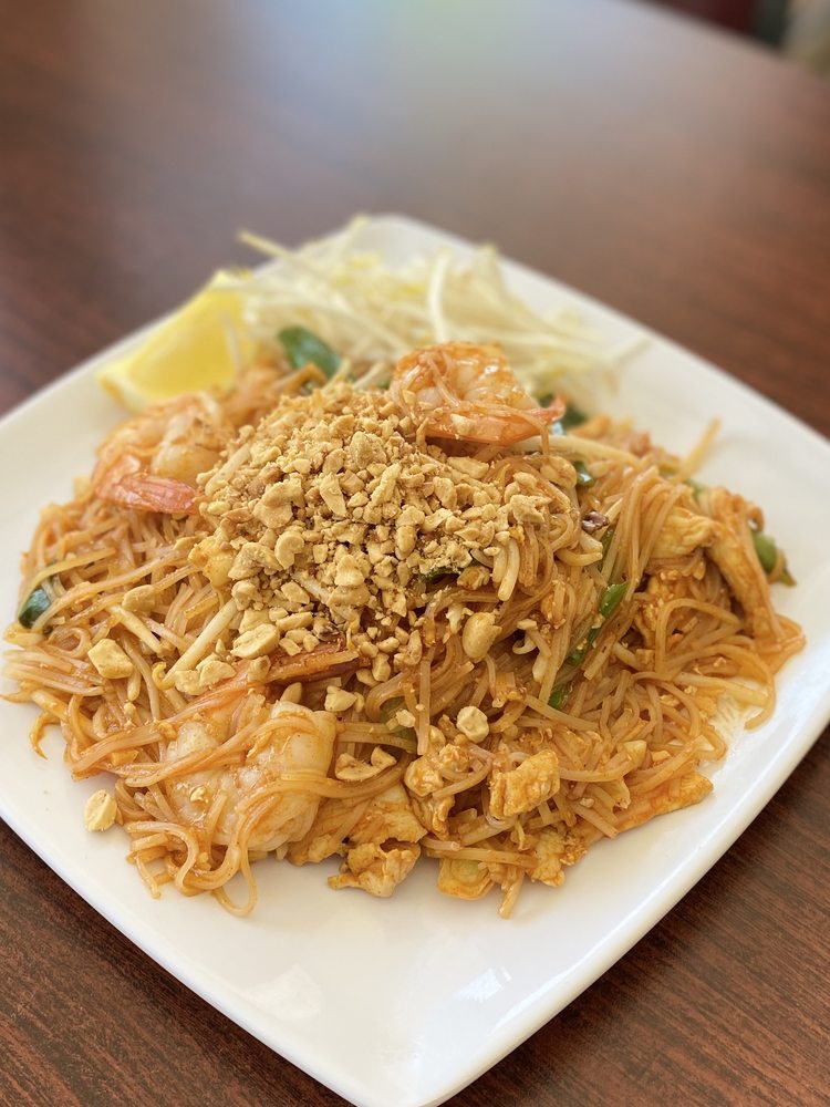 Noodle Express 601 E Olive Ave, Fresno