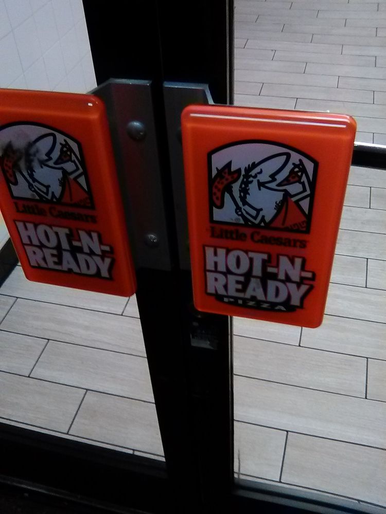 Little Caesars Pizza 1737 W Orangethorpe Ave, Fullerton