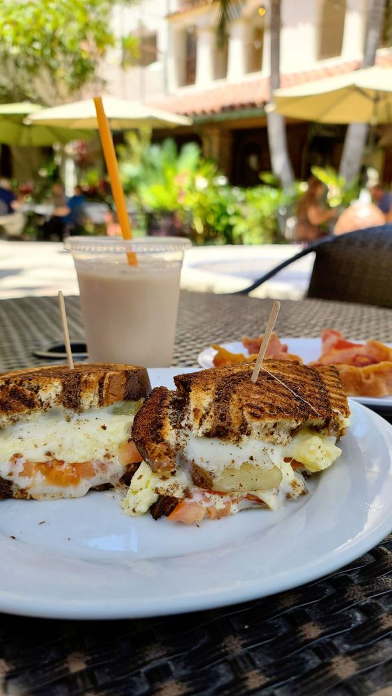 Green Bliss - The Cafe 305 N Harbor Blvd #103, Fullerton