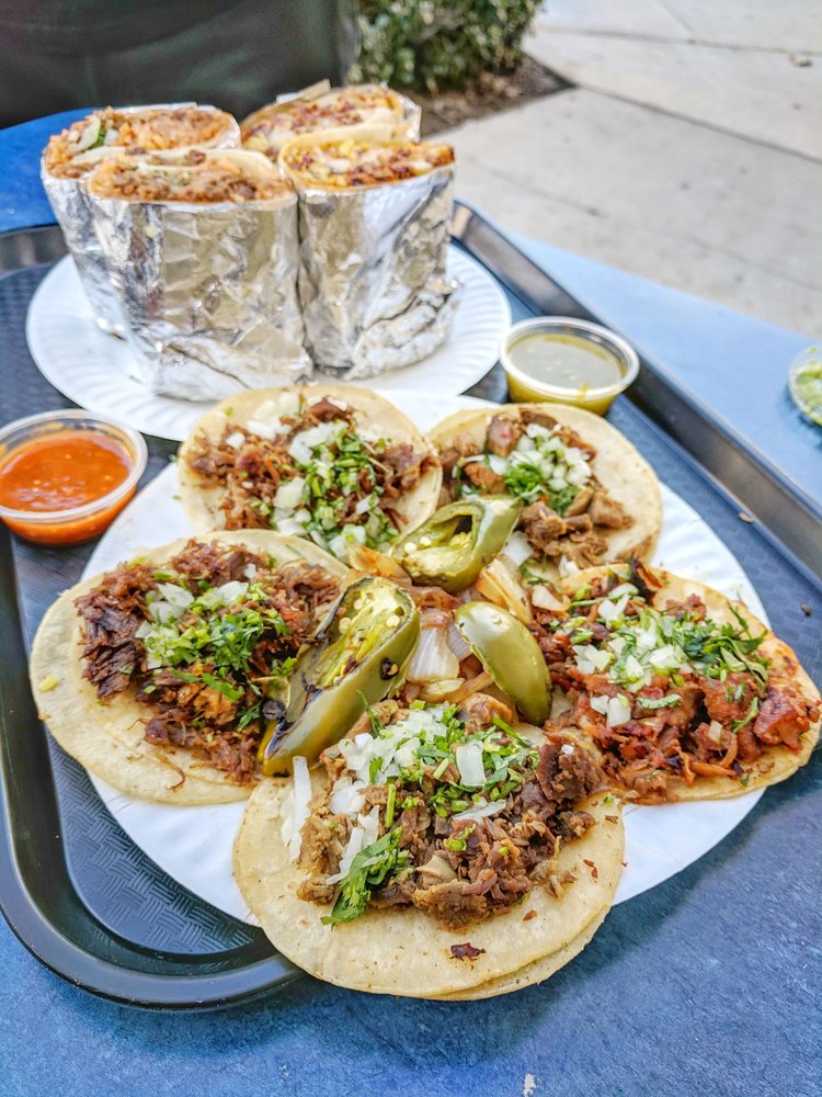 Taqueria De Anda 300 W Valencia Dr, Fullerton