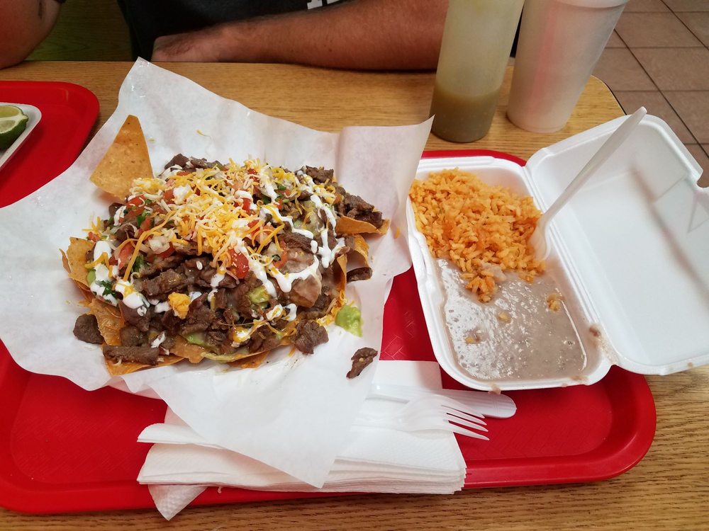 Molcasalsitas 307 S Brookhurst Rd, Fullerton