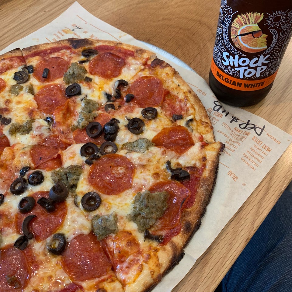 Blaze Pizza 209 E Orangefair Mall, Fullerton