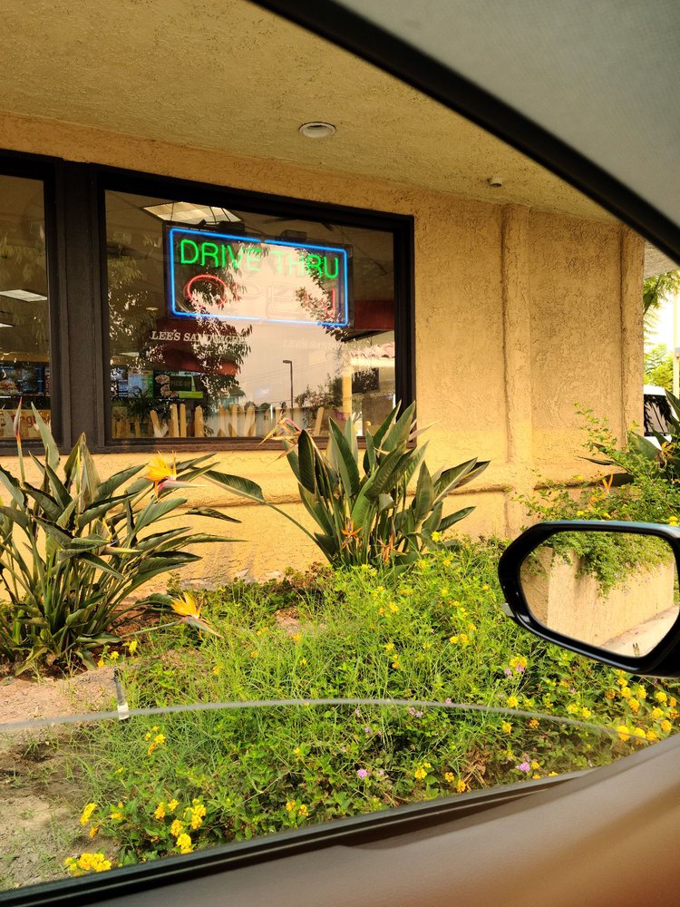 Lee's Sandwiches 12905 Harbor Blvd, Garden Grove