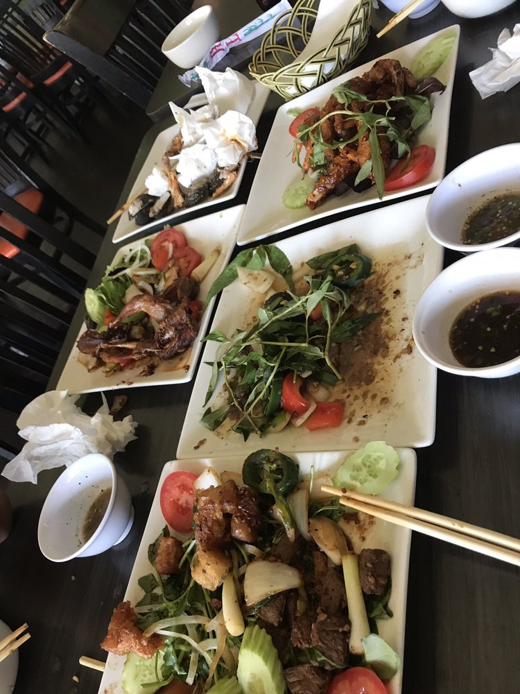 Quan Tri Ky 10592 Garden Grove Blvd, Garden Grove