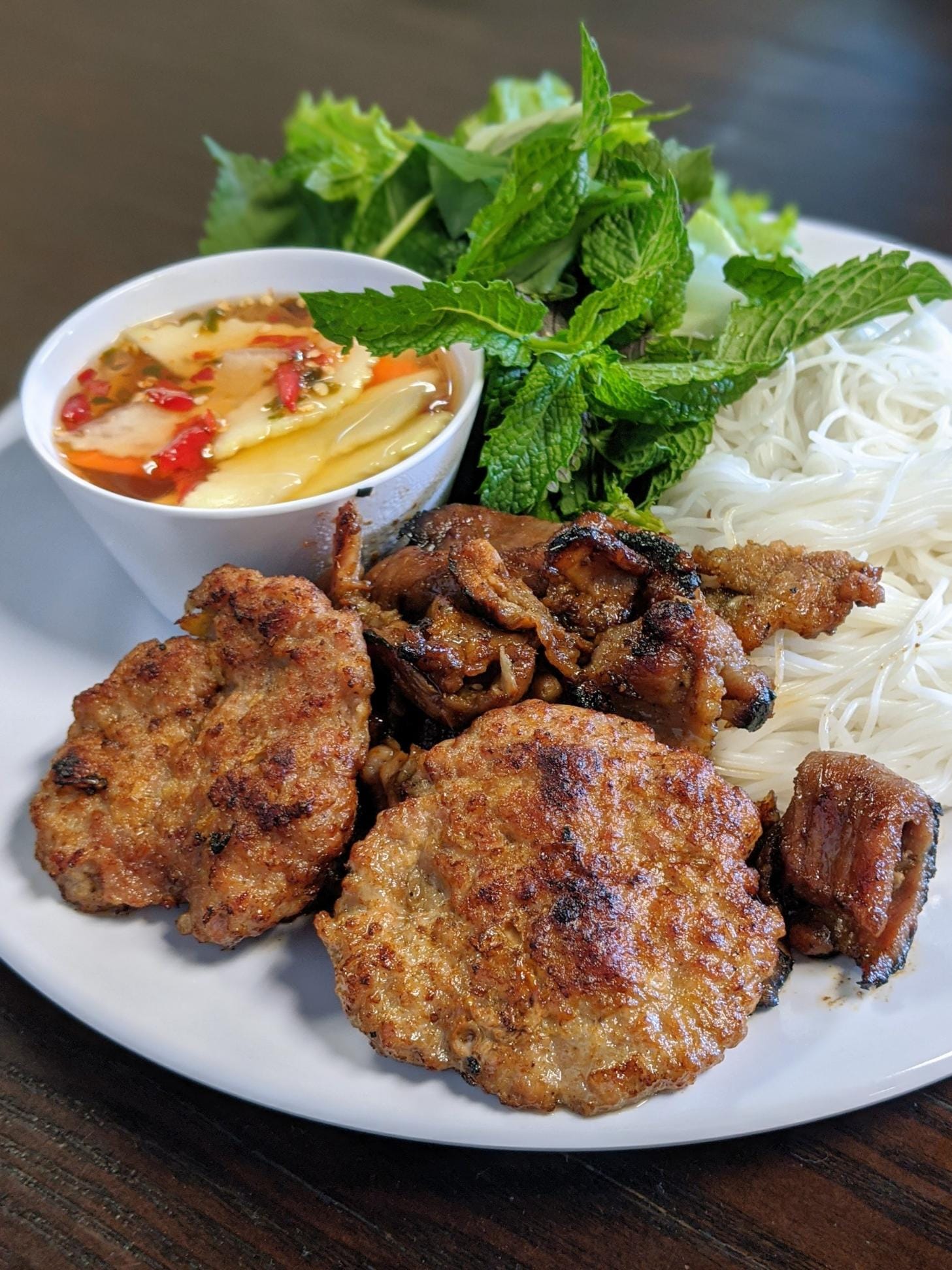 Pho Hong Hung 13191 Brookhurst St, Garden Grove