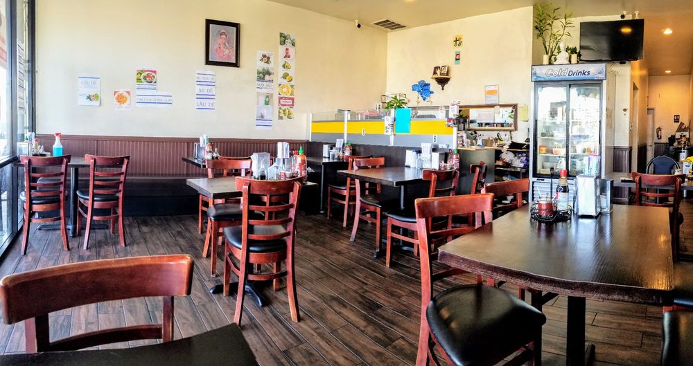 Vietnam House 08 Vietnamese Restaurant 1625, 9972 Garden Grove Blvd suite f, Garden Grove
