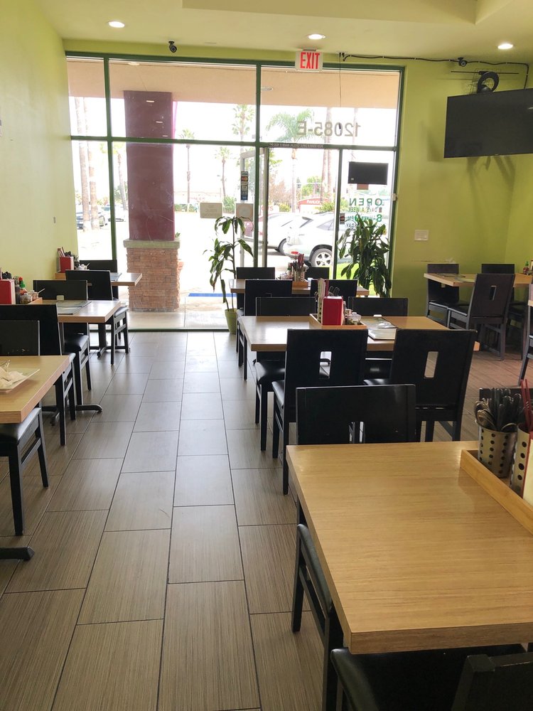 Cơm Tấm Kiều Giang 12085-E, Brookhurst St, Garden Grove