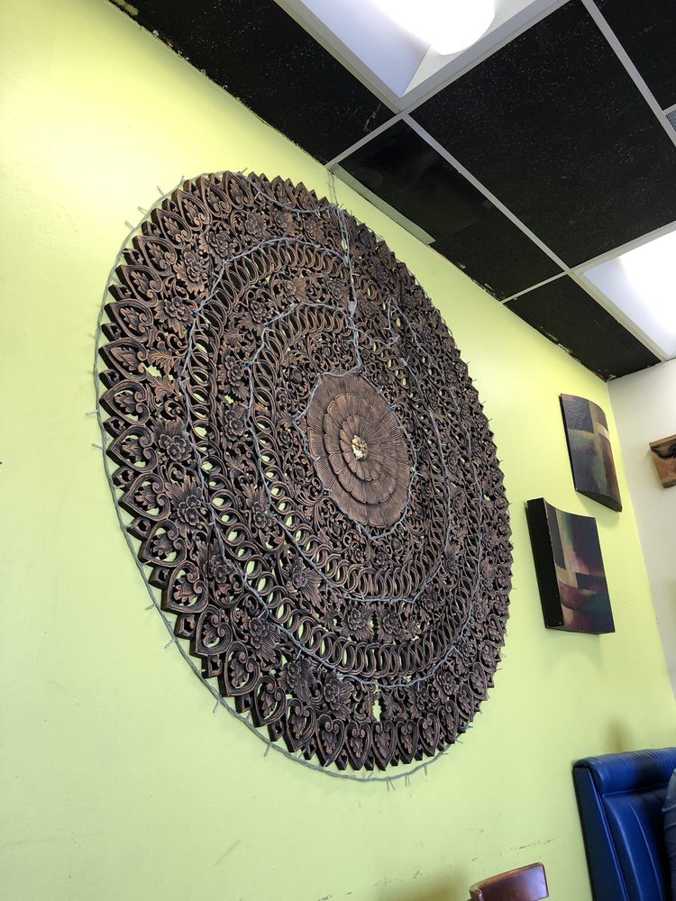 Kunchorn Thai Food 15315 S Figueroa St B, Gardena