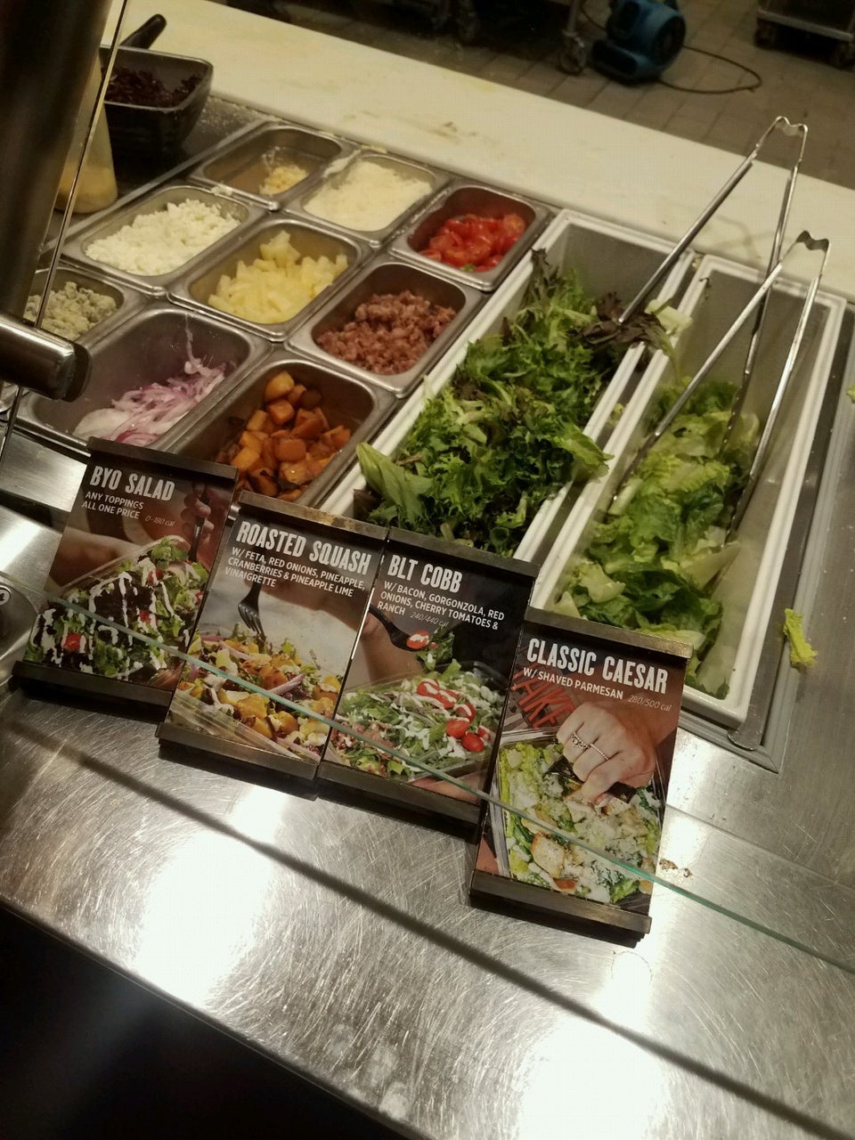 Blaze Pizza Glendale Galleria, 100 W Broadway, Glendale