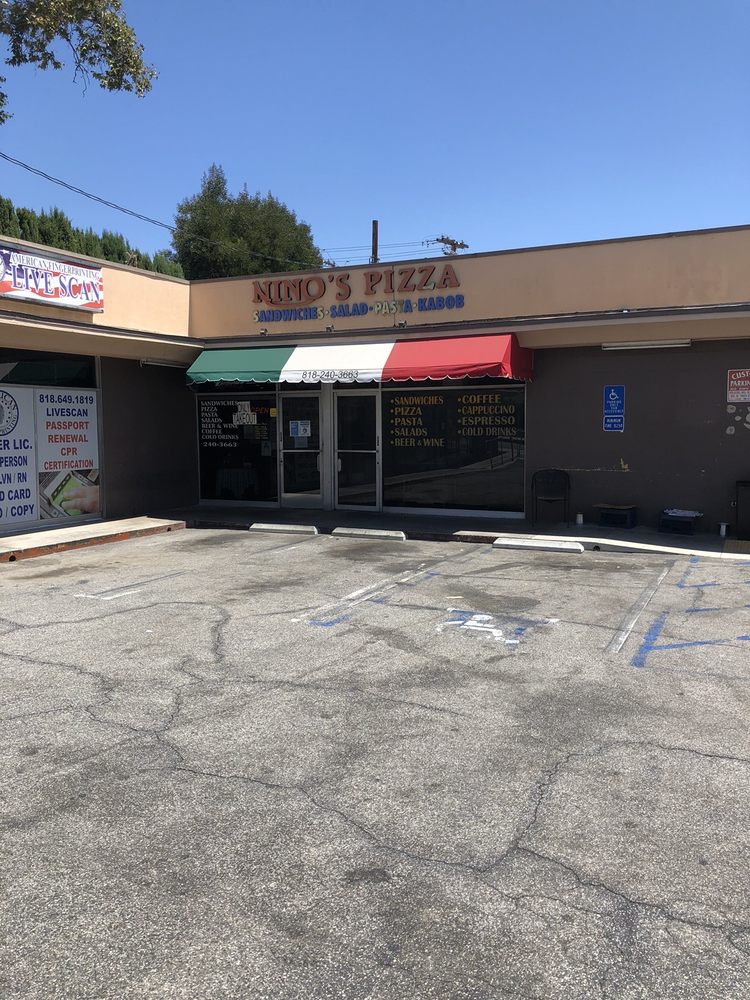 Nino's Pizza Italian Restaurant 1309 W Glenoaks Blvd, Glendale