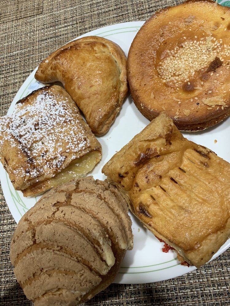 Los Almendros Bakery 6604 San Fernando Rd, Glendale