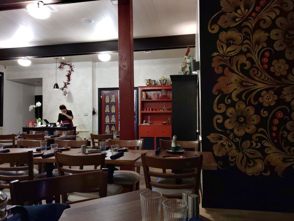 Kalinka Russian Cuisine 1714 Victory Blvd, Glendale