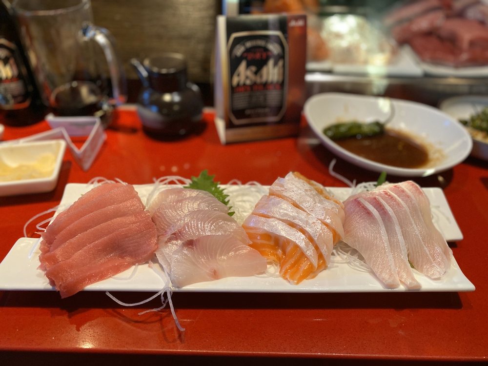 MOTO SUSHI 1120 N Pacific Ave, Glendale