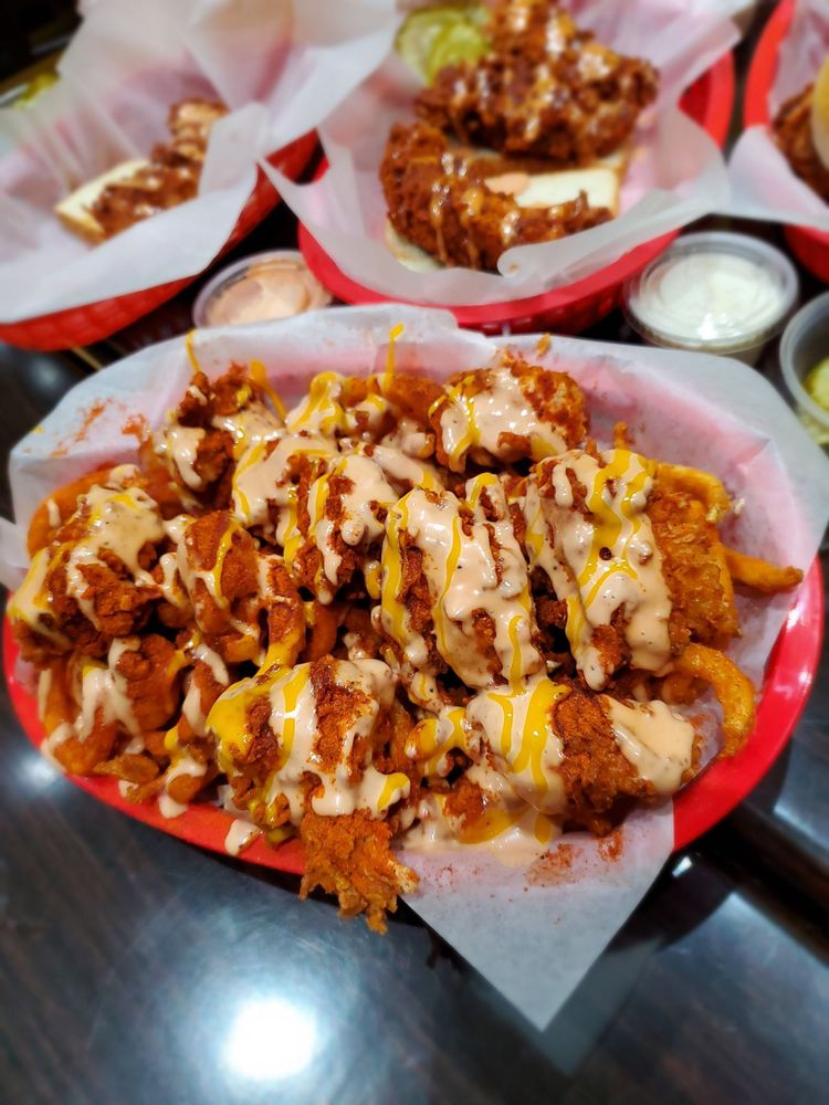 Hot Chicken Cafe 604 W Glenoaks Blvd, Glendale