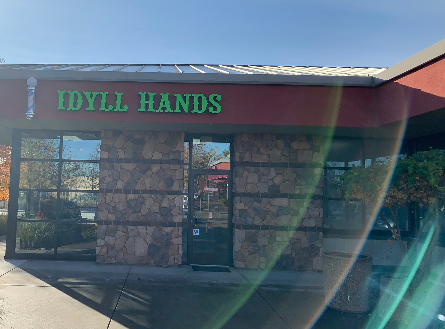 Idyll Hands Barber Shop