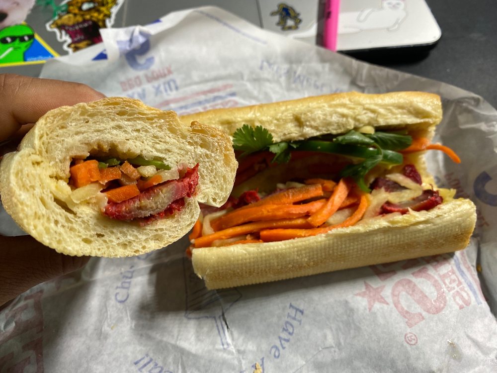Lee's Sandwiches 12140 E Carson St A, Hawaiian Gardens