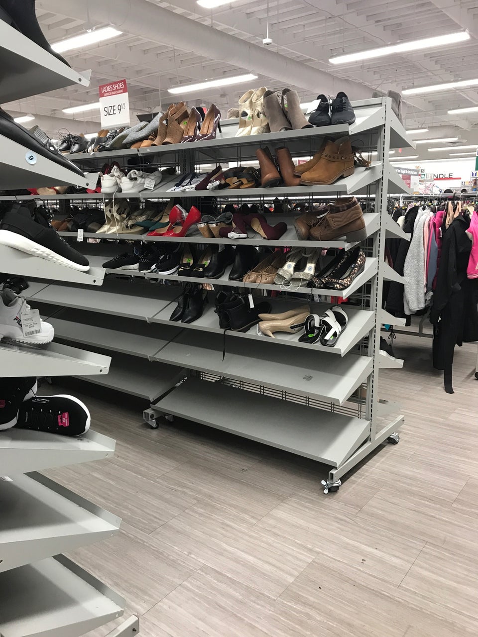 Burlington 2171 W Florida Ave, Hemet