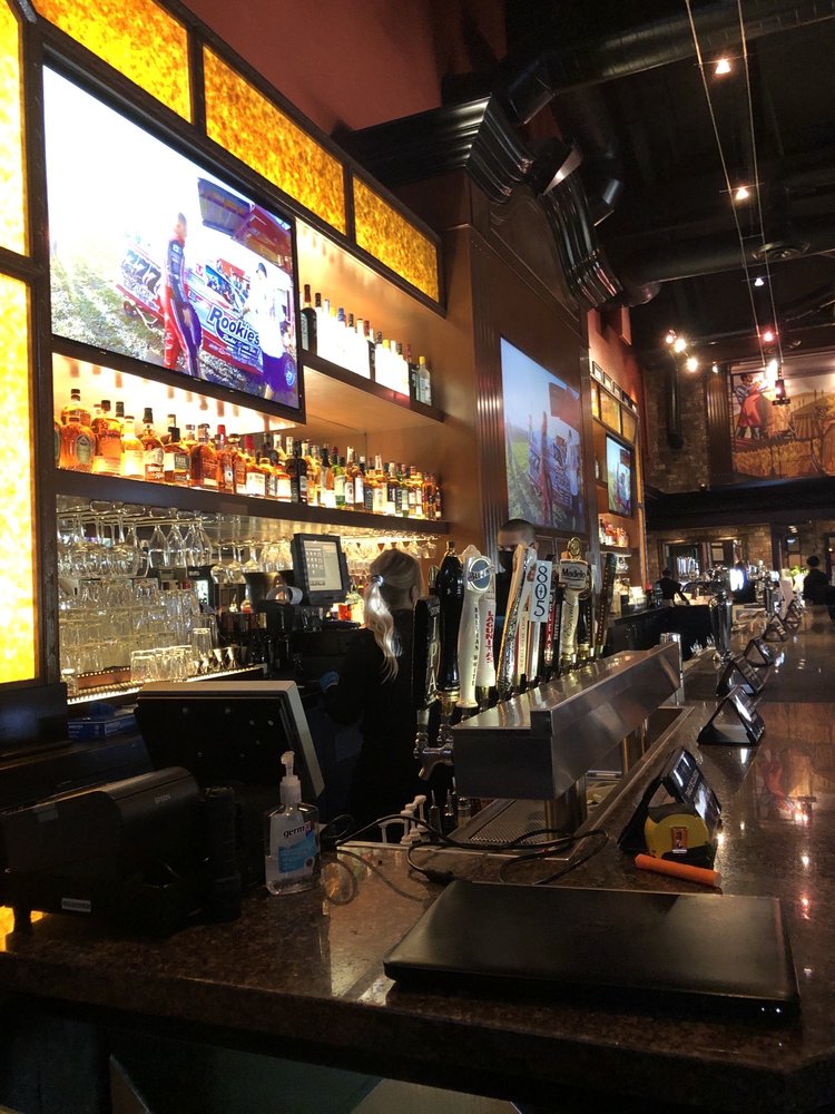 BJ's Restaurant & Brewhouse 16060 Beach Blvd, Huntington Beach