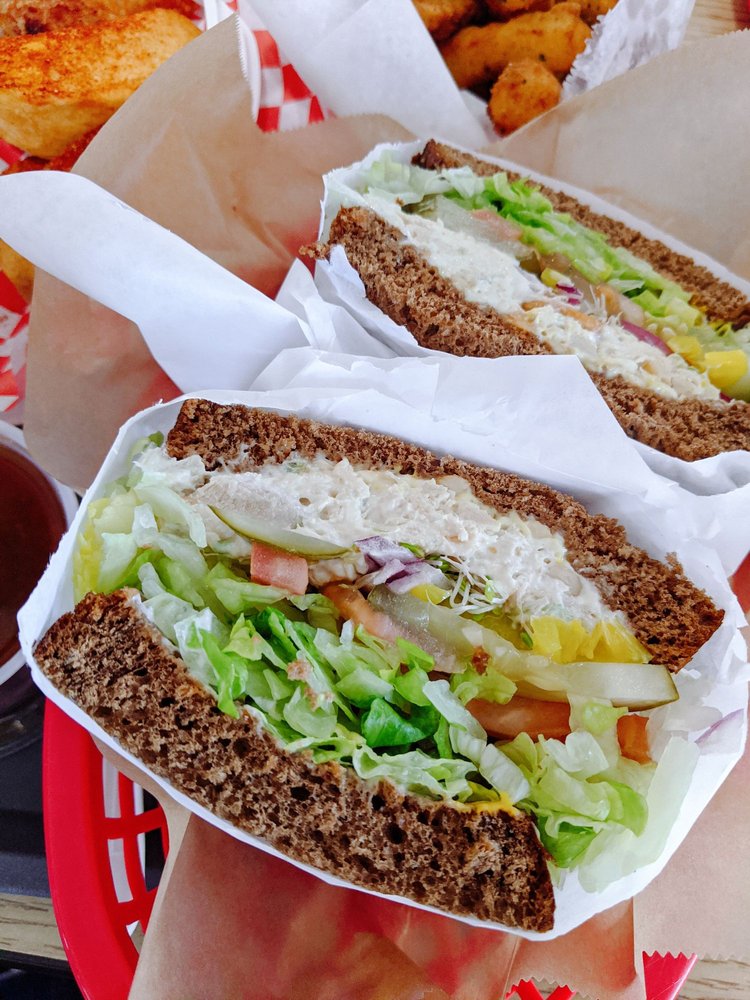 Huntington Beach, CA Restaurants Open for Takeout, Curbside Service and